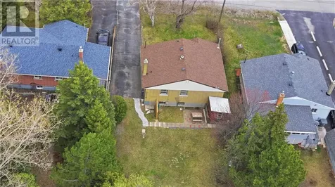 1587 Crestmoor Road Greater Sudbury ON P3A 4M3