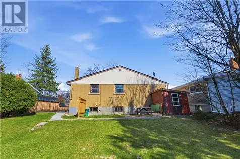 1587 Crestmoor Road Greater Sudbury ON P3A 4M3