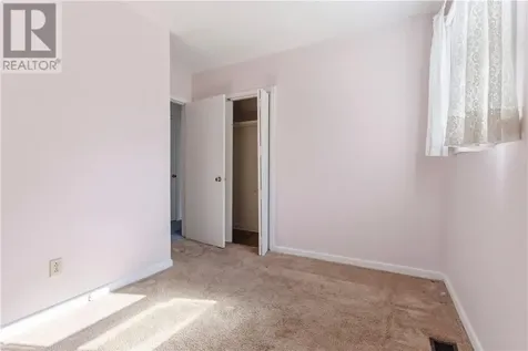 1587 Crestmoor Road Greater Sudbury ON P3A 4M3
