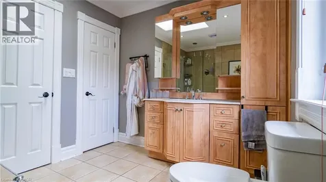 5349 Bromley Road Burlington ON L7L 3G5