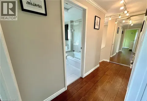 37 Brewster Street Hamilton ON L8T 4R6