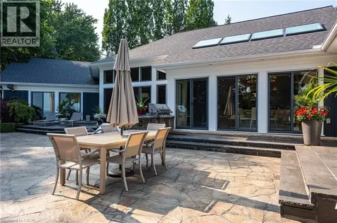 2348 Carrington Place Oakville ON L6J 5P4