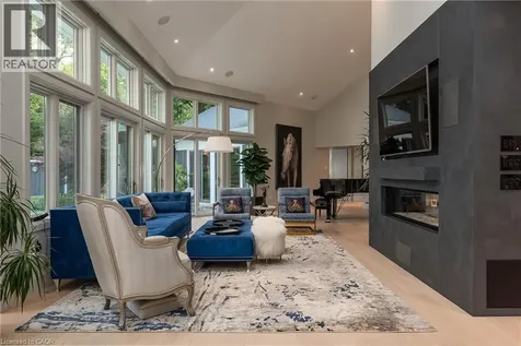 2348 Carrington Place Oakville ON L6J 5P4