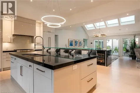 2348 Carrington Place Oakville ON L6J 5P4