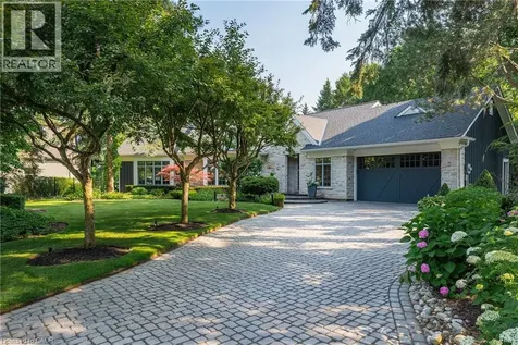 2348 Carrington Place Oakville ON L6J 5P4