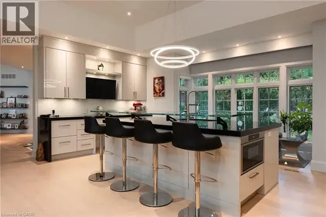 2348 Carrington Place Oakville ON L6J 5P4