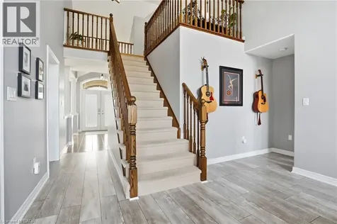160 Festival Way Binbrook ON L0R 1C0