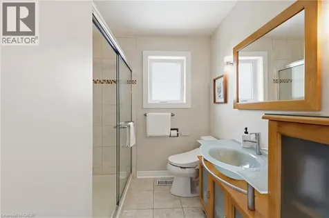 2122 Bridge Road Oakville ON L6L 2G1