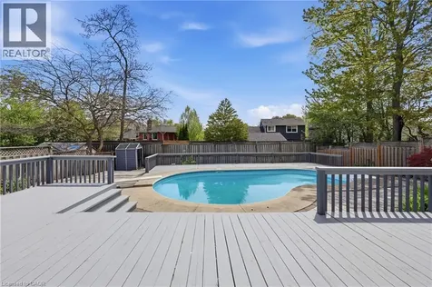 2122 Bridge Road Oakville ON L6L 2G1