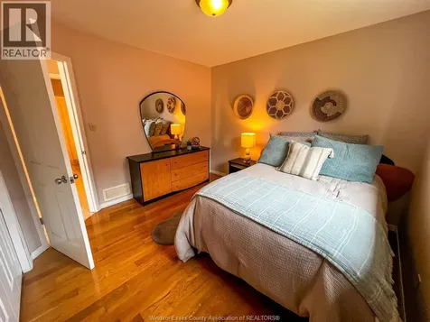 11908 Brouillette Court Tecumseh ON N8N 5H5