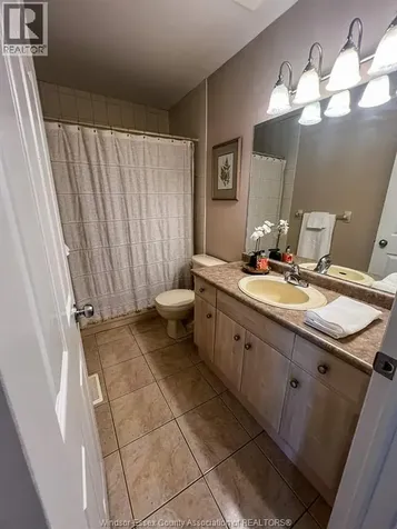 11908 Brouillette Court Tecumseh ON N8N 5H5