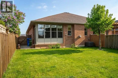 11908 Brouillette Court Tecumseh ON N8N 5H5