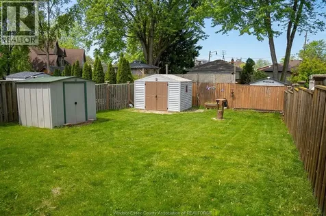 11908 Brouillette Court Tecumseh ON N8N 5H5