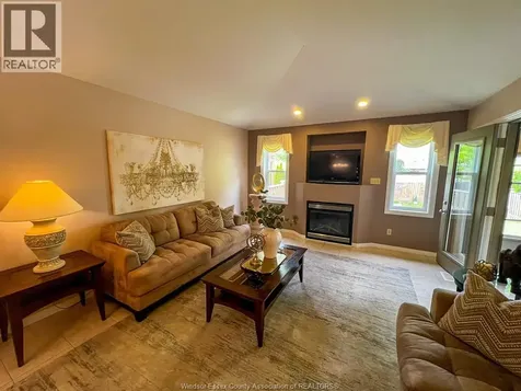 11908 Brouillette Court Tecumseh ON N8N 5H5
