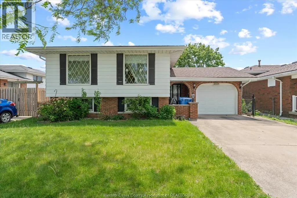 10575 Mulberry Drive Windsor ON N8R 1H7