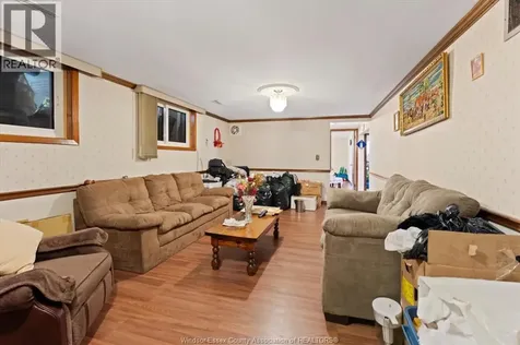 10575 Mulberry Drive Windsor ON N8R 1H7