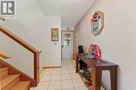 10575 Mulberry Drive Windsor ON N8R 1H7