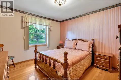 1830 Randolph Avenue Windsor ON N9B 2W3