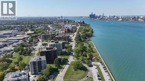 3663 Riverside Drive East Windsor ON N8Y 4V3