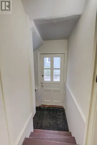 10 Marshall Street Waterloo ON N2J 2T2