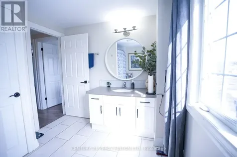 333 Rosette Drive Waterloo ON N2K 3W7