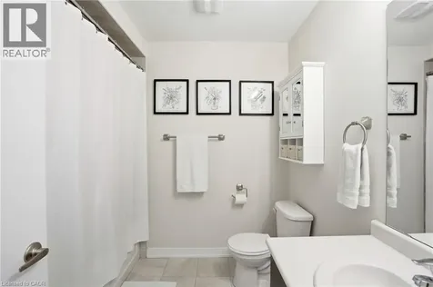 59 Markle Crescent Ancaster ON L9G 0H3