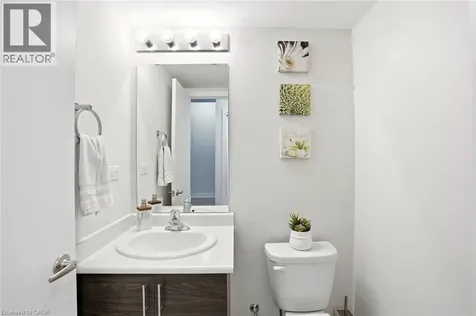 59 Markle Crescent Ancaster ON L9G 0H3