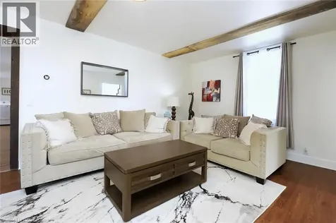 1 John Avenue Paris ON N3L 2S8