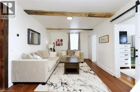 1 John Avenue Paris ON N3L 2S8