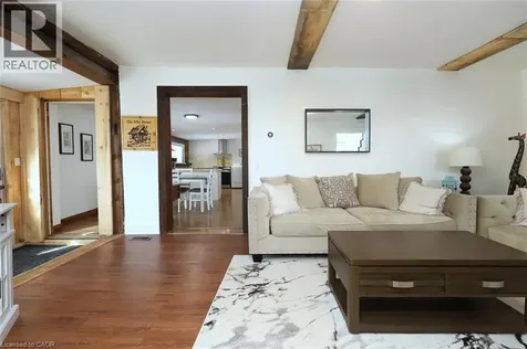 1 John Avenue Paris ON N3L 2S8