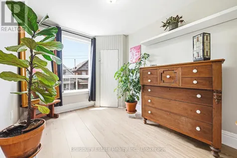 43 Harvey Street Hamilton (gibson) ON L8L 2L9