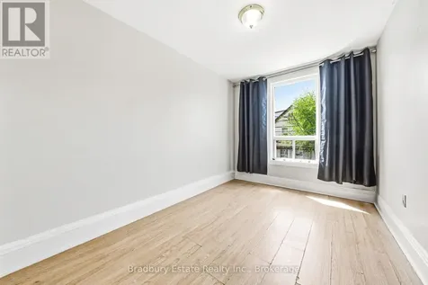 43 Harvey Street Hamilton (gibson) ON L8L 2L9