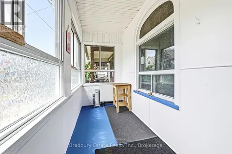 43 Harvey Street Hamilton (gibson) ON L8L 2L9
