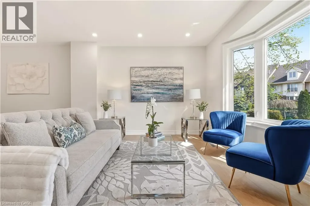 14 Harbour Drive Stoney Creek ON L8E 4Z5