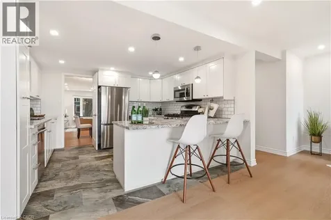 14 Harbour Drive Stoney Creek ON L8E 4Z5