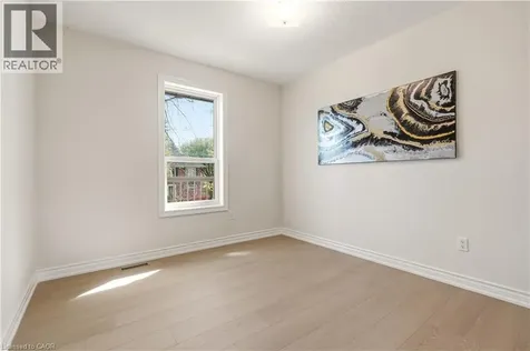 14 Harbour Drive Stoney Creek ON L8E 4Z5