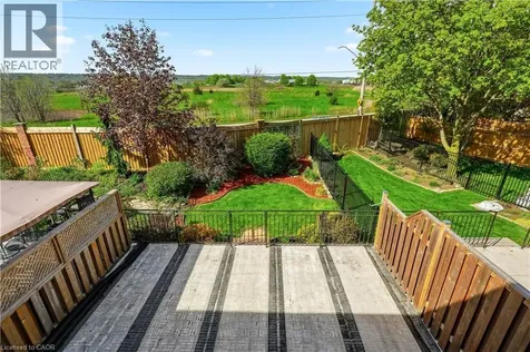 14 Harbour Drive Stoney Creek ON L8E 4Z5