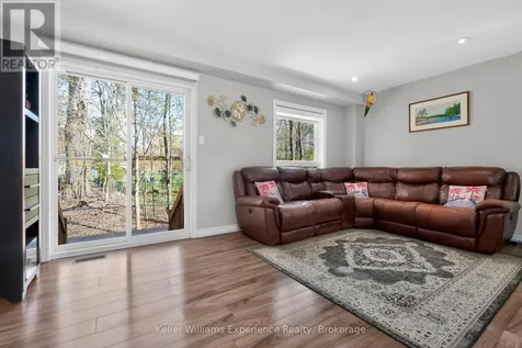 992 Cook Drive Midland ON L4R 0E4