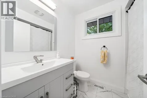 494 Ferguson Avenue North Hamilton ON L8L 4Z5