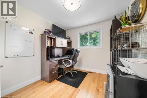 494 Ferguson Avenue North Hamilton ON L8L 4Z5