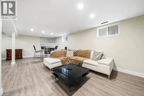 494 Ferguson Avenue North Hamilton ON L8L 4Z5
