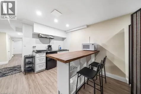 494 Ferguson Avenue North Hamilton ON L8L 4Z5