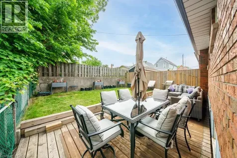 494 Ferguson Avenue North Hamilton ON L8L 4Z5