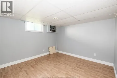 1040 Pope Street Lasalle ON N9J 3E4