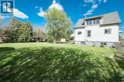 1040 Pope Street Lasalle ON N9J 3E4