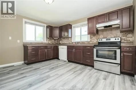 1040 Pope Street Lasalle ON N9J 3E4