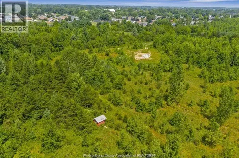 39 William Street Kingsville ON N0R 1B0