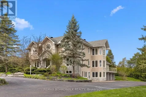 1520 Royal Orchard Drive Ottawa ON K4C 1A9