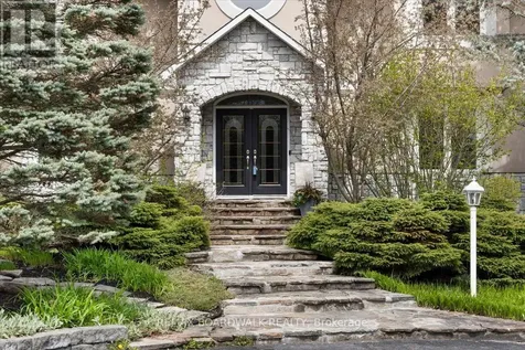 1520 Royal Orchard Drive Ottawa ON K4C 1A9