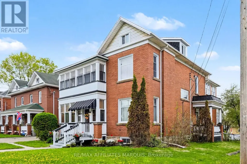 70 Maple Avenue Smiths Falls ON K7A 2A7